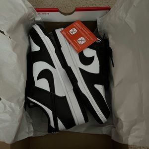 Women Nike shoes